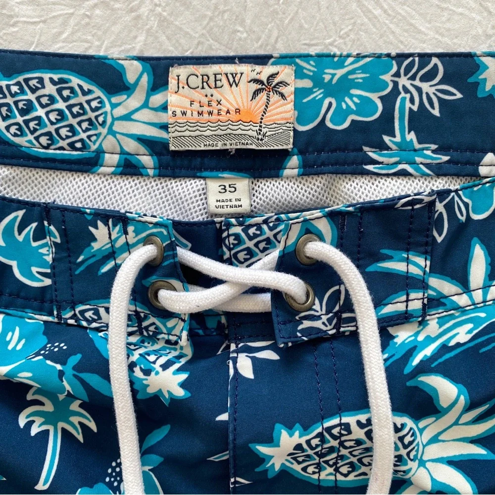 J.crew blue swim trunks floral pineapple cool tropical pattern men’s size 35